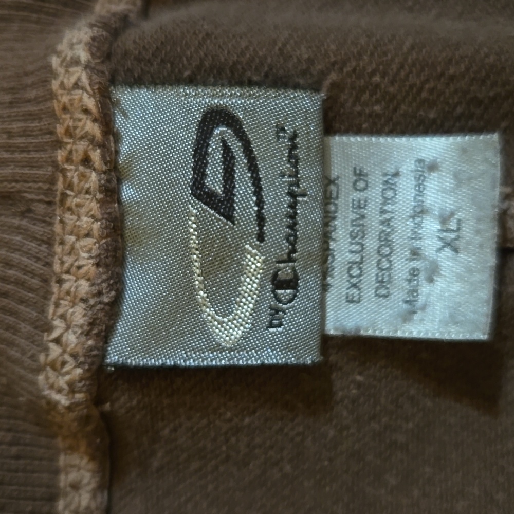 Champion Women's Shorts - Picture 4 of 4
